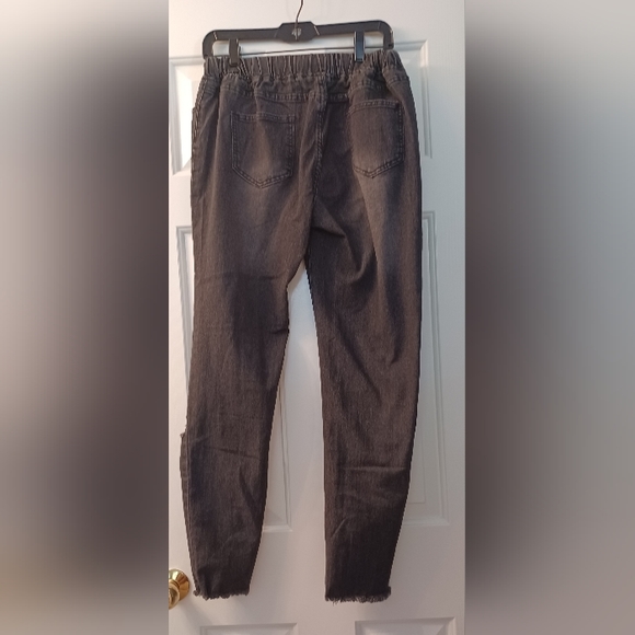 Faded Black Hi-Rise Distressed Destructed Elastic Waist Baggy Frayed Jeans Pants - Picture 2 of 15